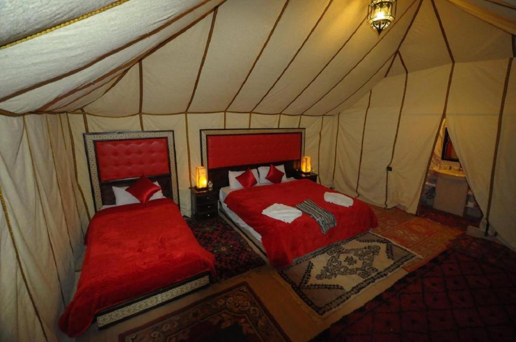 Sahara Safari Camp Hotel Мерцуга Екстериор снимка