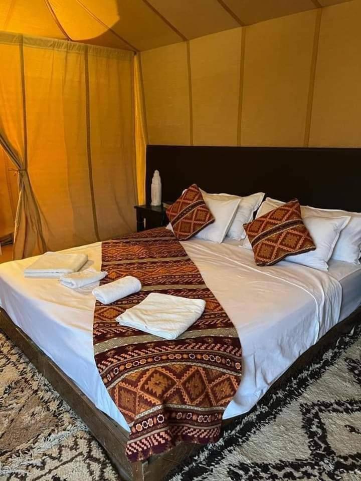 Sahara Safari Camp Hotel Мерцуга Екстериор снимка
