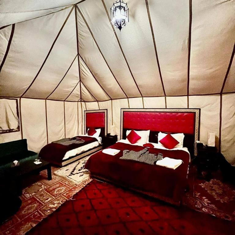 Sahara Safari Camp Hotel Мерцуга Екстериор снимка