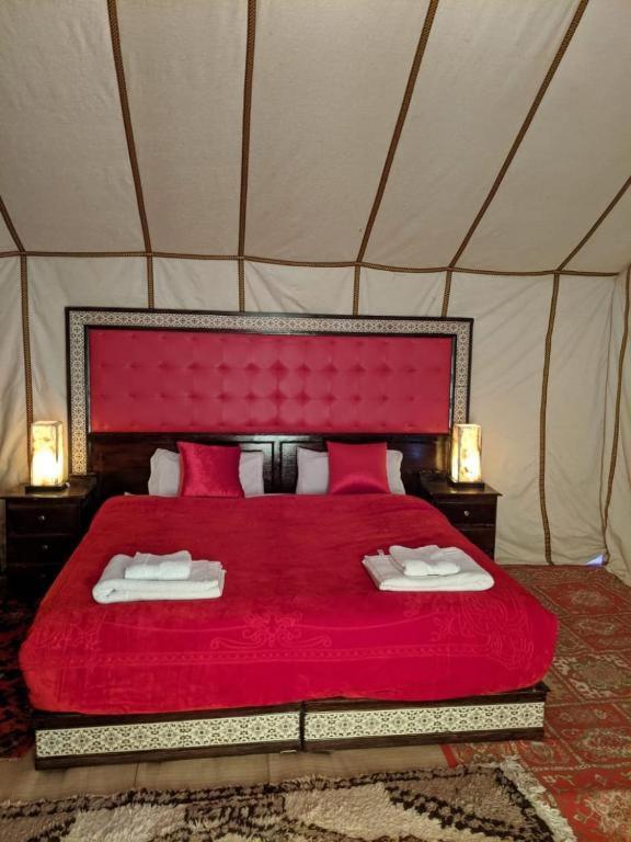 Sahara Safari Camp Hotel Мерцуга Екстериор снимка
