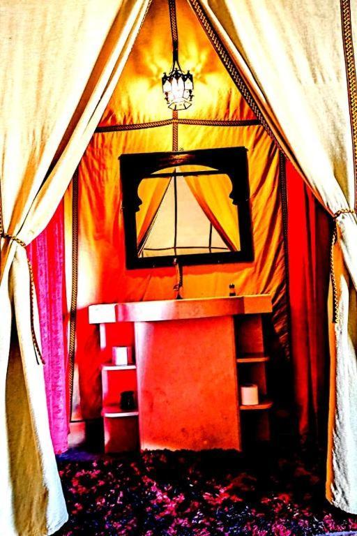 Sahara Safari Camp Hotel Мерцуга Екстериор снимка